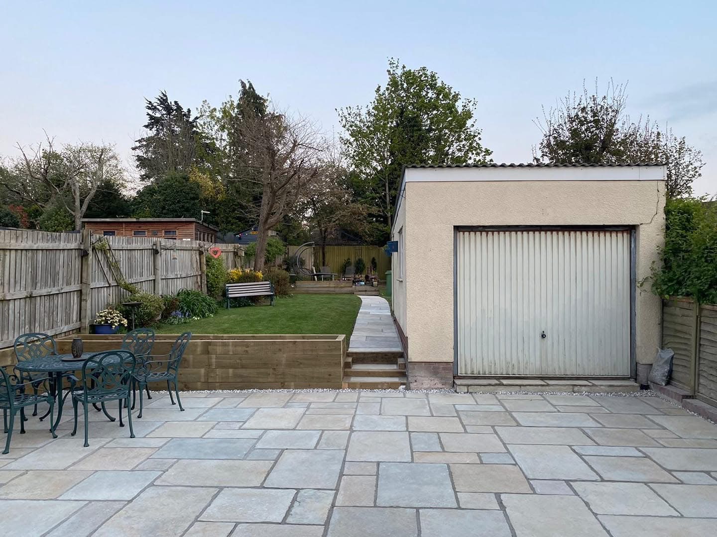 Garden maintenance in Cheltenham and the Cotswolds